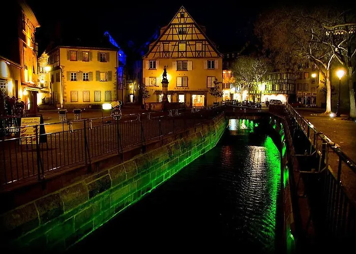 Les De Petite Venise